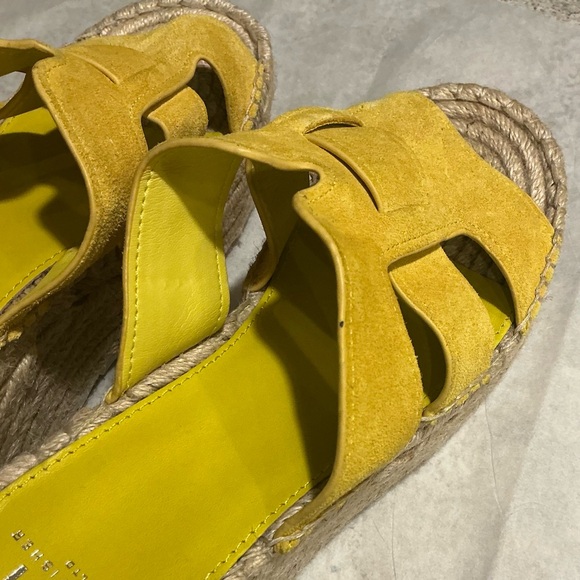 Marc Fisher LTD Robyn Espadrille Sandal Yellow Suede Juke Wedge Platform Size 9 - Picture 8 of 13